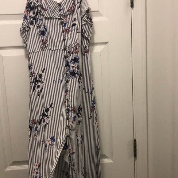 Blue floral off the shoulder Maxi dress - Picture 3 of 4